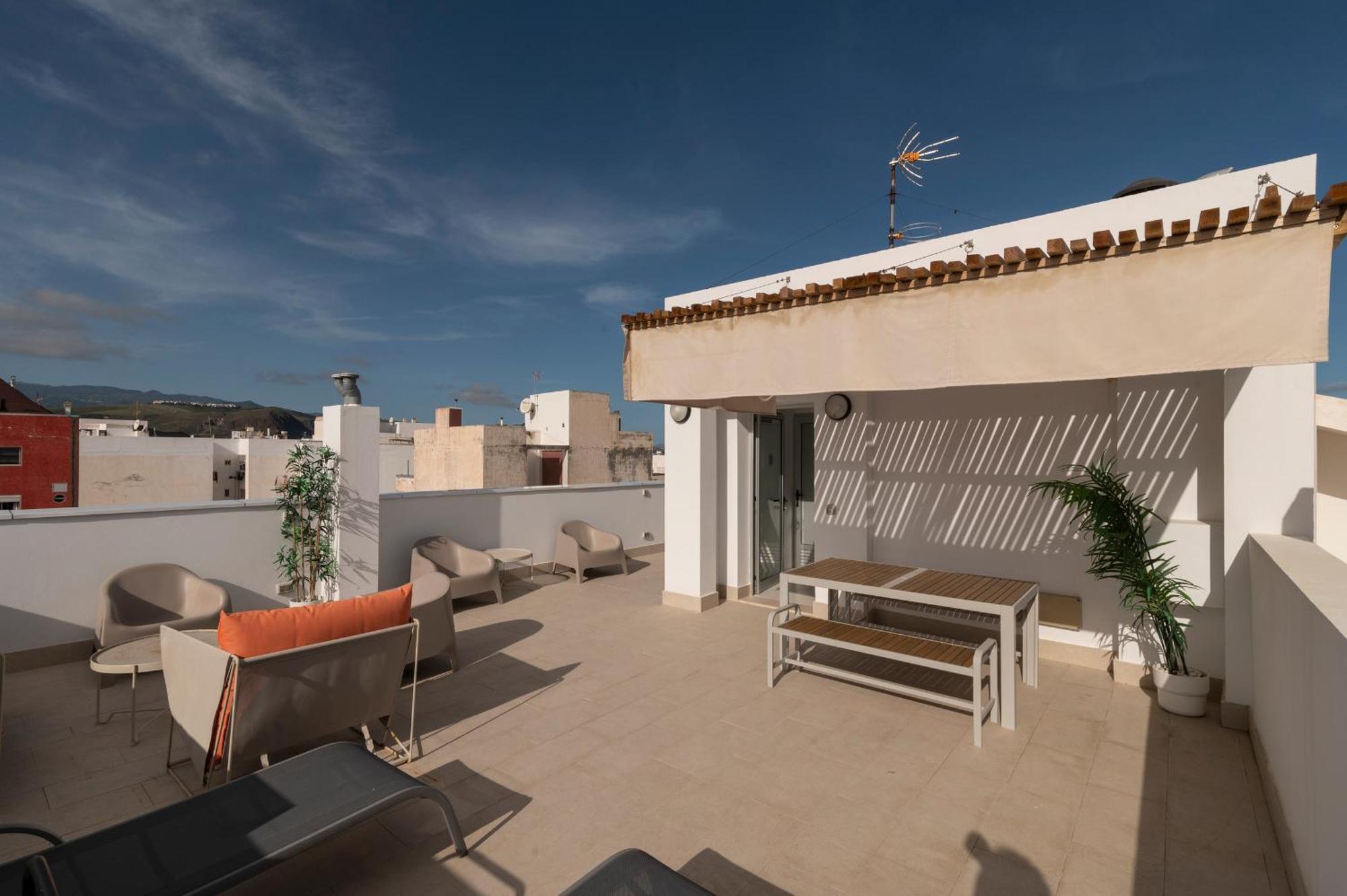 Nuevos Lightbooking Livian Suites Las Palmas Exterior photo